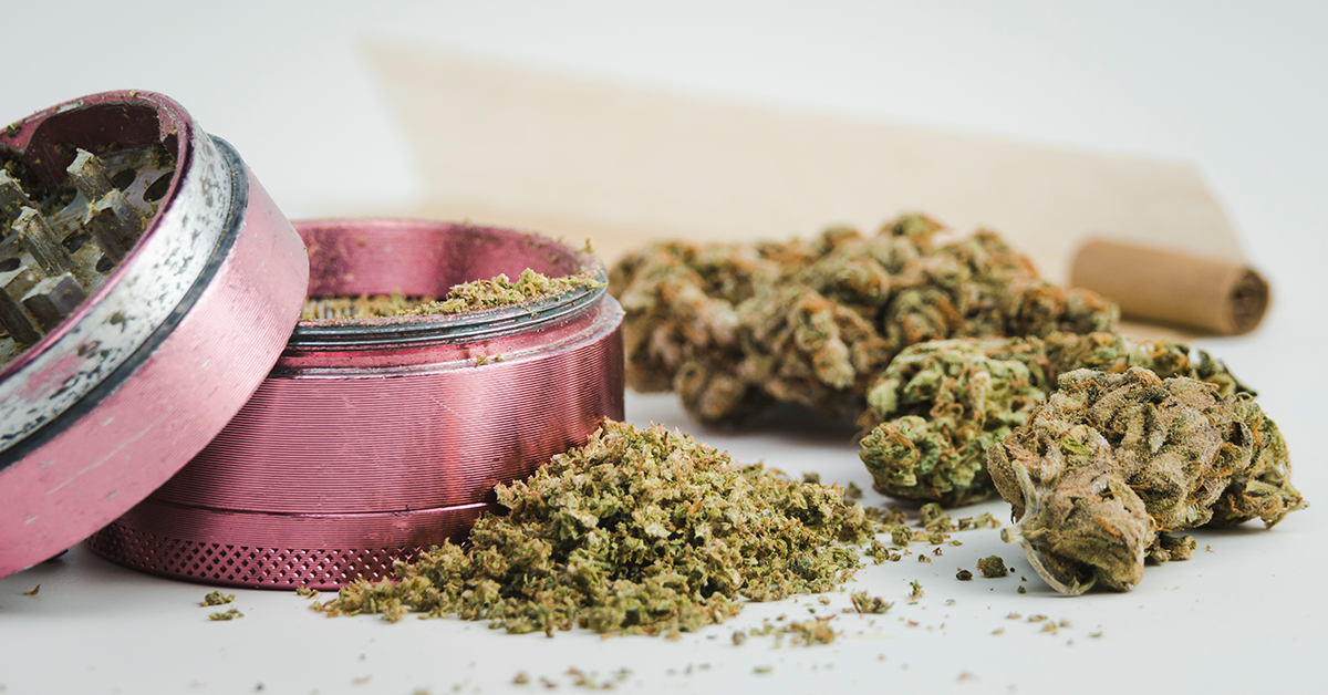 Grind To Perfection: Choosing The Right Herb Grinder For Vaping